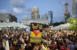 Grande attesa per i rapiti, le  famiglie col fiato sospeso