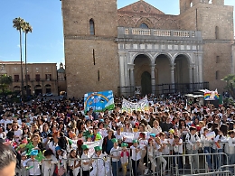 "Arcobaleno della pace" a Monreale, tutti in piazza per Gaza