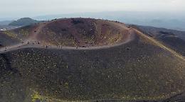 Etna a pagamento, l'ex presidente del Parco: «C'è una proposta di regolamentazione rimasta nel cassetto»