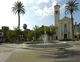 Vittoria, tunisino ubriaco molesta i passanti