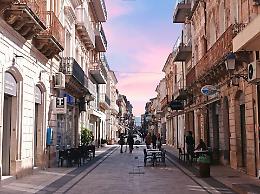 Vittoria e il decoro di via Cavour, il consigliere Scuderi critica l'amministrazione comunale