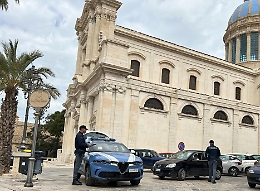 Comiso, maltratta la convivente: braccialetto elettronico per un 26enne 