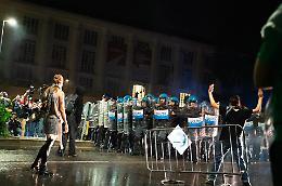 Udine, il video degli scontri tra pro Pal e forze dell'ordine per la partita Italia-Israele