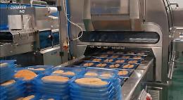 Decine di tonnellate di pesce e di succhi di agrumi sequestrati dal Nas: la maxi operazione a Catania