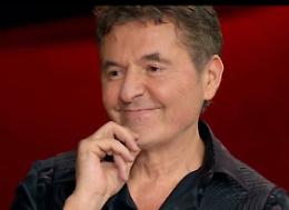 Teo Mammucari in provincia di Catania: "Lo Spaesato" tra pupi, pescatori e due cuori felici