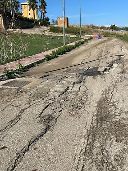Richiesta di intervento urgente in via Attilio Vella