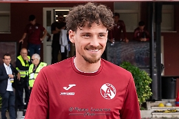 Acireale, Manfrellotti saluta subito. Ecco Vitale e il nipote di Moise Kean