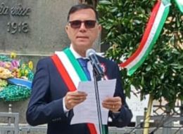 Il sindaco Longo azzera la giunta, inserirà anche il Pd rientrato nella maggioranza