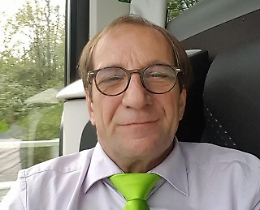 Chi era Raffaele, l'autista ucciso dalla sassaiola contro il pullman dei tifosi del Pistoia Basket 