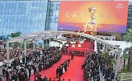 Da Cannes all&rsquo;Oman, il caso appare tutt&rsquo;altro che chiuso