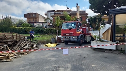 Incidente sul lavoro nel Catanese, grave il bilancio: in una vetreria un operaio morto e un ferito 