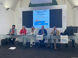 Lo Sperone si riaccende con il Festino delle Rosalie Ribelli: 1.330 bambini e 220 insegnanti in marcia per mare e pace

