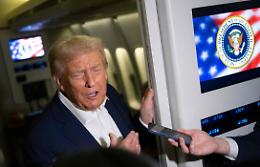 Trump ora "diffida" da Putin e chiede aiuto a Xi: «Spero ci aiuti con Mosca»