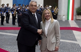 Orban in Italia: «L'Unione europea non conta nulla. E Trump sbaglia su Putin»