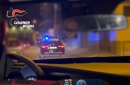 Sorpreso fuori dagli arresti domiciliari con quasi 30 g di droga: arrestato 40enne a Messina