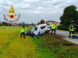 Pullman con 50 studenti si scontra con un suv,  11 ragazzi  feriti