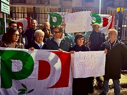 L'inchiesta su sanità e appalti, il Pd in piazza a Palermo: «Schifani faccia un passo indietro»