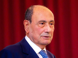 Linea dura: Cuffaro fuori dal governo ma Palazzo d&rsquo;Orl&eacute;ans resta assediato