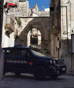 Chiaramonte: viola più volte le prescrizioni della detenzione domiciliare, denunciato