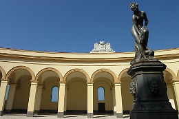 Trapani, "la signora Fontana" è stata rimossa per il restauro ed è polemica