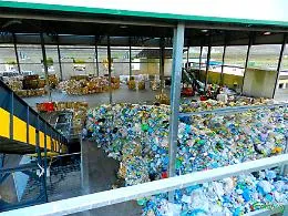 Alla Morgan's di Enna cancelli chiusi ai Comuni che non rispettano i rigorosi criteri di selezione della plastica