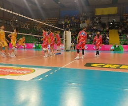 Un Volley Modica altalenante cede in quattro set sul campo della capolista