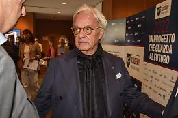 Le accuse a Tod's della Procura di Milano: "Profitti sfruttando i lavoratori cinesi negli opifici"