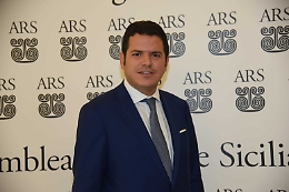 Chi è Gaetano Galvagno, l'enfant prodige di FdI travolto dall'inchiesta