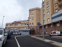 Scambio di salme in ospedale e i parenti piangono il morto sbagliato