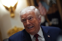 Trump: «Zelensky deve darsi una mossa e accettare le cose perché sta perdendo»