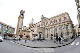 Natale a Caltagirone: mercatini, sapori e arte nel centro storico