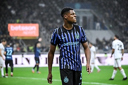 Inter, asse Londra-Milano: Dumfries operato alla caviglia. Il piano per sostituirlo e perch&eacute; Norton-Cuffy &egrave; il profilo giusto