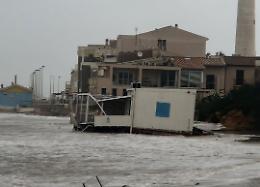 Il ciclone Harry devasta quasi tutti gli chalet del Ragusano, ecco la situazione