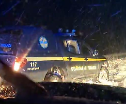 Famiglia svizzera si avventura sull'Etna con una bimba di 4 anni: salvata dalla Guardia di Finanza