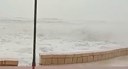 Sampieri, il mare si ingrossa. Il video fa paura