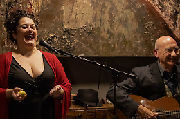 Cara Rosa: la voce che trasforma il dolore in resistenza