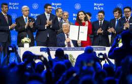 Trump a Davos lancia il Board of Peace: la sfida del tycoon all'Onu