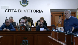 Vittoria e l'ordine pubblico, questione di consiglio