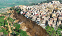 Niscemi, oggi arrivano Schifani e il capo della Protezione civile, Ciciliano