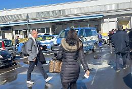 Allarme bomba al centro di smistamento Poste di Catania: cinque pacchi sospetti, evacuati i dipendenti  