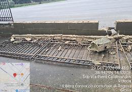 Vittoria, cadono muri e recinzioni: numerosi danni in citt&agrave; per il forte vento