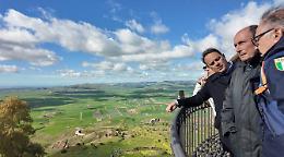 Frana a Niscemi, oltre 1.300 senza casa: Conti annuncia riattivazione del gas e aiuti immediati