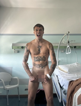 Blanco nudo in ospedale: fan preoccupati e nuovo tour alle porte