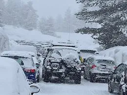 Etna off limits per vento e neve: il Comune di Linguaglossa chiude via Provenzana