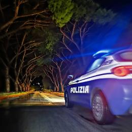 Minacce di morte e pedinamenti notturni, incubo finito per una donna: lo stalker va in cella