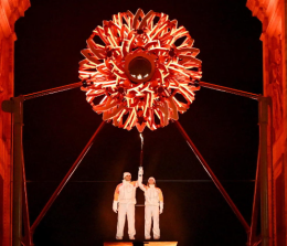 Olimpiadi:  lo show che celebra il talento italiano.  Compagnoni-Tomba e Thoeni-Goggia ultimi tedofori