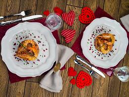 Il men&ugrave; di San Valentino: una promessa sussurrata tra una portata e un buon calice 