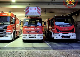 Stufa a gas esplode in un appartamento: padre e figlio gravemente ustionati