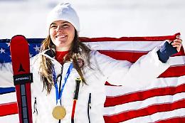 Alle Olimpiadi scoppia il caso medaglie rotte: devono essere riconsegnate