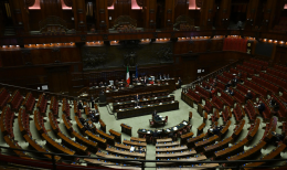 Fiducia sulle armi a Kiev: il governo blinda il decreto, i &ldquo;vannacciani&rdquo; sorprendono e votano S&igrave;
